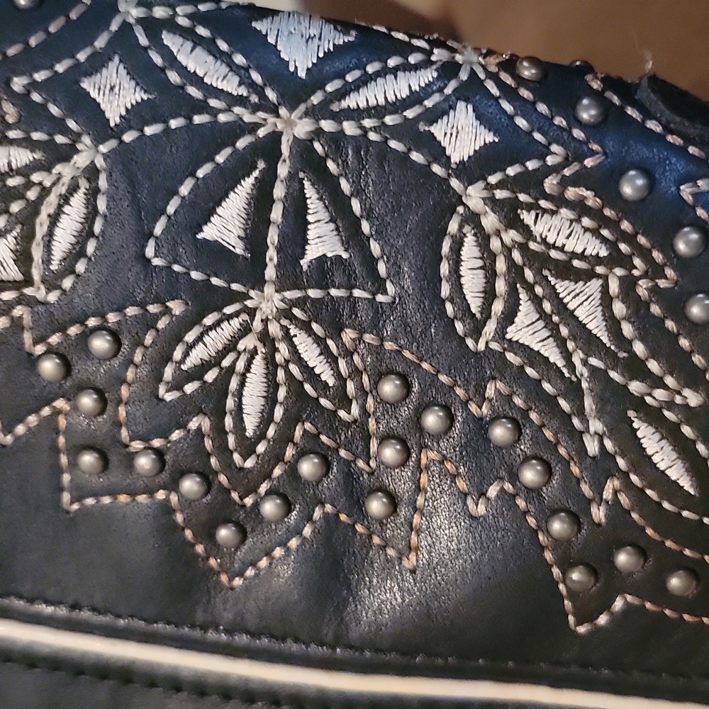 Laredo Embroidered And Studded Leather Cowboy Boo… - image 4